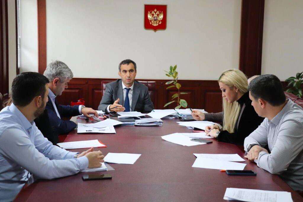 В Минимуществе Дагестана прошло рабочее совещание с руководством ГБУ РД «Дагтехкадастр»